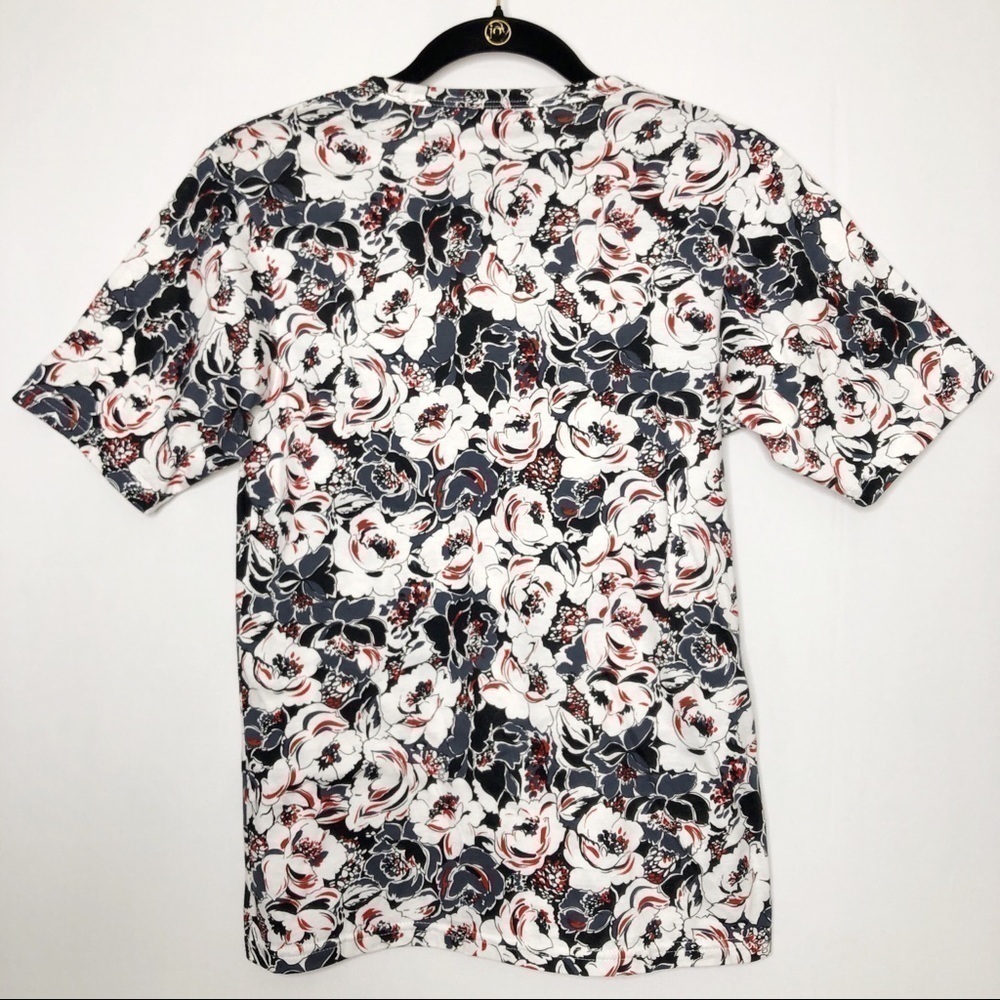 Vintage red and white floral tee - Picture 3 of 5